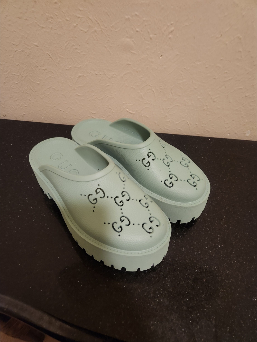 Gucci Women's Mint Green Platform Clogs Sz:38